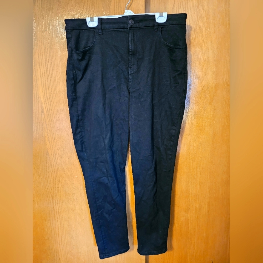 Black American Eagle curvy high rise jeggings